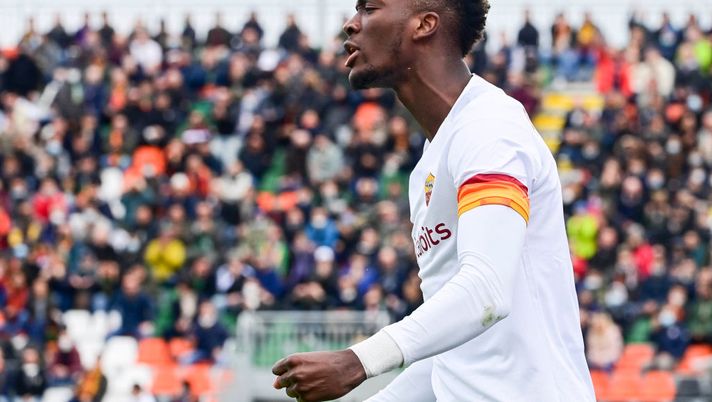 Abraham: “Mou mi vuole più cattivo” - immagine 1