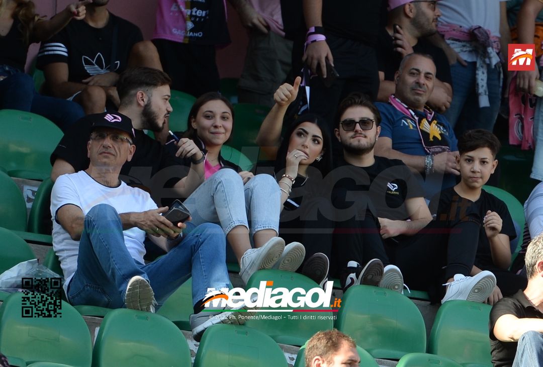 FOTOTIFO Palermo-Cittadella 0-0, i tifosi allo Stadio “Renzo Barbera” (Gallery) - immagine 39