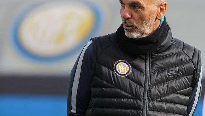 La rabbia di Pioli: “Rigore tolto? Benassi non era in fuorigioco. VAR usato male da Guida, avrebbe dovuto…”  La rabbia di Pioli: “Rigore tolto? Benassi non era in fuorigioco. VAR usato male da Guida, avrebbe dovuto…”