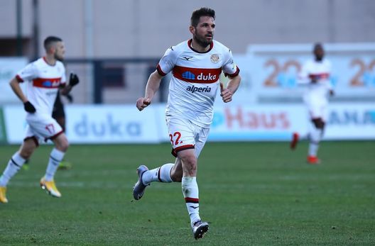 Il Südtirol comanda il girone B. Ma il Padova ha una partita da recuperare Il Südtirol comanda il girone B. Ma il Padova ha una partita da recuperare