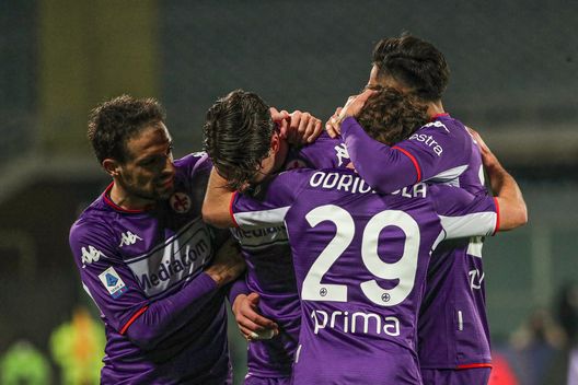 GERMOGLI PH: 17 GENNAIO 2022 FIRENZE STADIO ARTEMIO FRANCHI CAMPIONATO SERIE A TIM 2021/2022 FIORENTINA VS GENOA NELLA FOTO ESULTANZA ODRIORZOLA E VLAHOVIC GERMOGLI PH: 17 GENNAIO 2022 FIRENZE STADIO ARTEMIO FRANCHI CAMPIONATO SERIE A TIM 2021/2022 FIORENTINA VS GENOA NELLA FOTO ESULTANZA ODRIORZOLA E VLAHOVIC