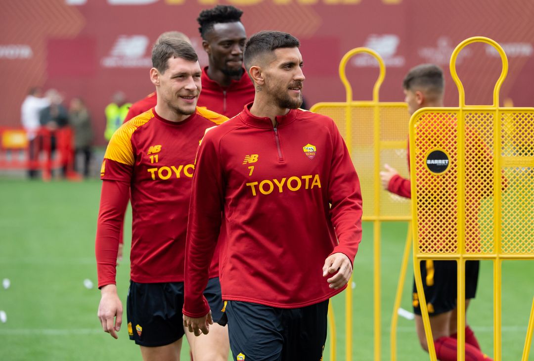 Roma, rifinitura in vista del Leverkusen: ci sono Dybala e Wijnaldum – FOTO GALLERY - immagine 14