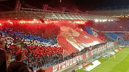 Inchieste, l’allarme degli inglesi: “Quello di Cracovia è il derby dei coltelli”