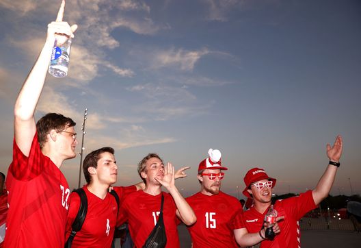 (Photo by Robert Cianflone/Getty Images) Dopo i Mondiali, i tifosi danesi alla loro Federazione: “Via dalla FIFA!”- immagine 3
