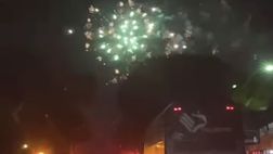 VIDEO Catania-Palermo, i rosanero tornano in città: fuochi d’artificio e accoglienza da brividi dopo il derby