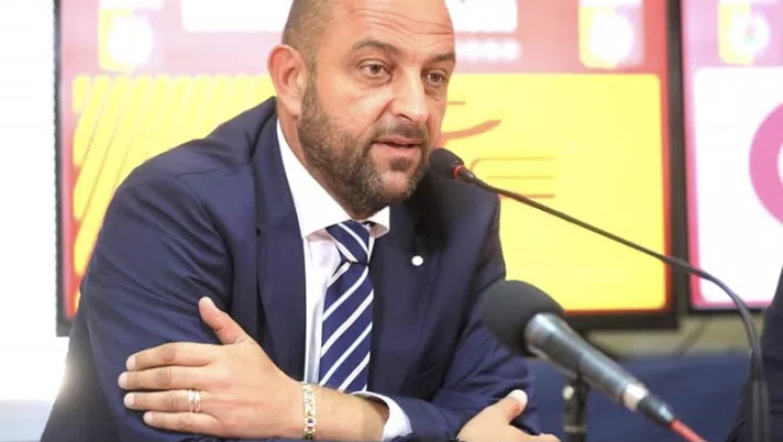 Catanzaro, lo sfogo del dg Foresti: “Dite che sono scarso piuttosto, non un bandito” - immagine 1