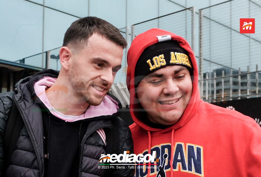 FOTO Genoa-Palermo, i rosanero in partenza dallo stadio “Renzo Barbera” (Gallery) - immagine 38