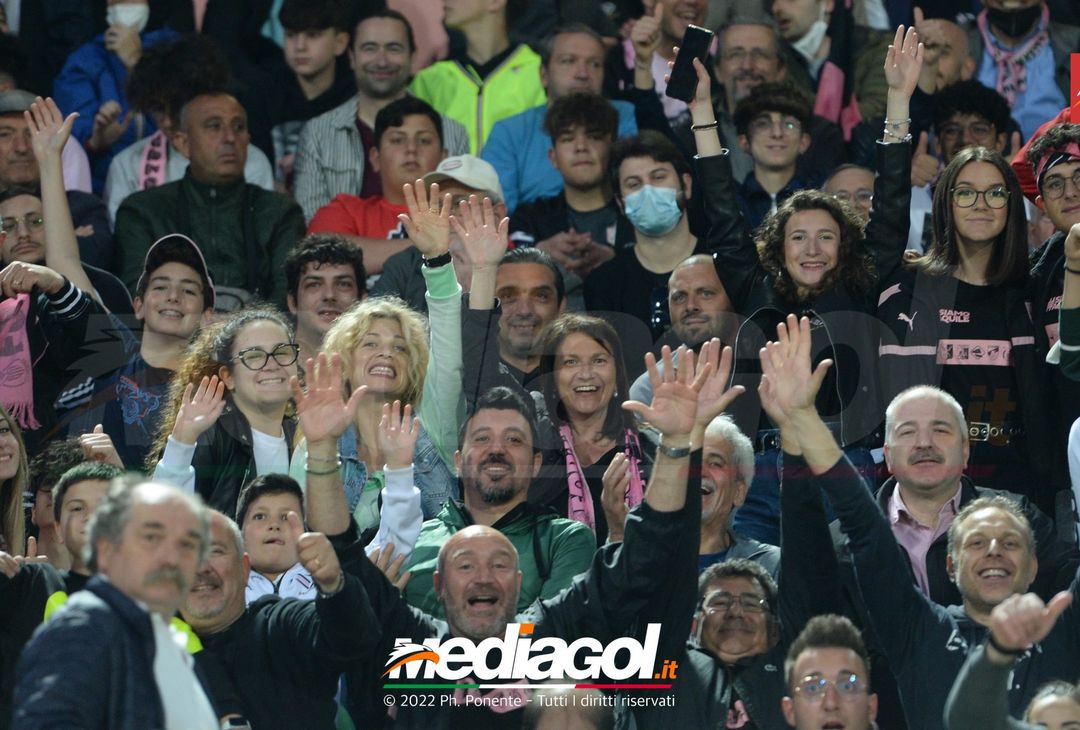 Fotogallery, i tifosi allo stadio per Palermo-Triestina 1-1 - immagine 28
