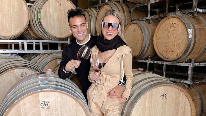 Lautaro in vacanza a Mendoza con Agustina: relax tra vino e botti  Lautaro in vacanza a Mendoza con Agustina: relax tra vino e botti