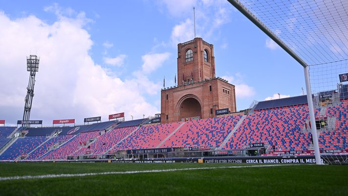 BOLOGNA, ITALY - MARCH 02: General view inside the stadium prior to the Serie A match between Bologna and Cagliari at Stadio Renato Dall'Ara on March 02, 2025 in Bologna, Italy. (Photo by Alessandro Sabattini/Getty Images) Ventola: “Come rimpianto ho il Bologna”- immagine 1