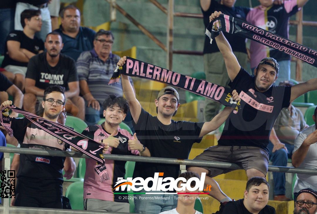 FOTOTIFO, Palermo-Ascoli 2-3: i tifosi allo stadio “Renzo Barbera” (Gallery) - immagine 47