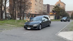 VIDEO – Barone, il carro funebre in partenza per Firenze