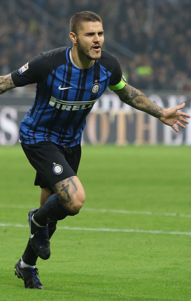 Mauro Icardi (Inter) festeggia dopo un gol messo a segno contro il Milan nel Derby della 'Madonnina' Mauro Icardi (Inter) festeggia dopo un gol messo a segno contro il Milan nel Derby della 'Madonnina'