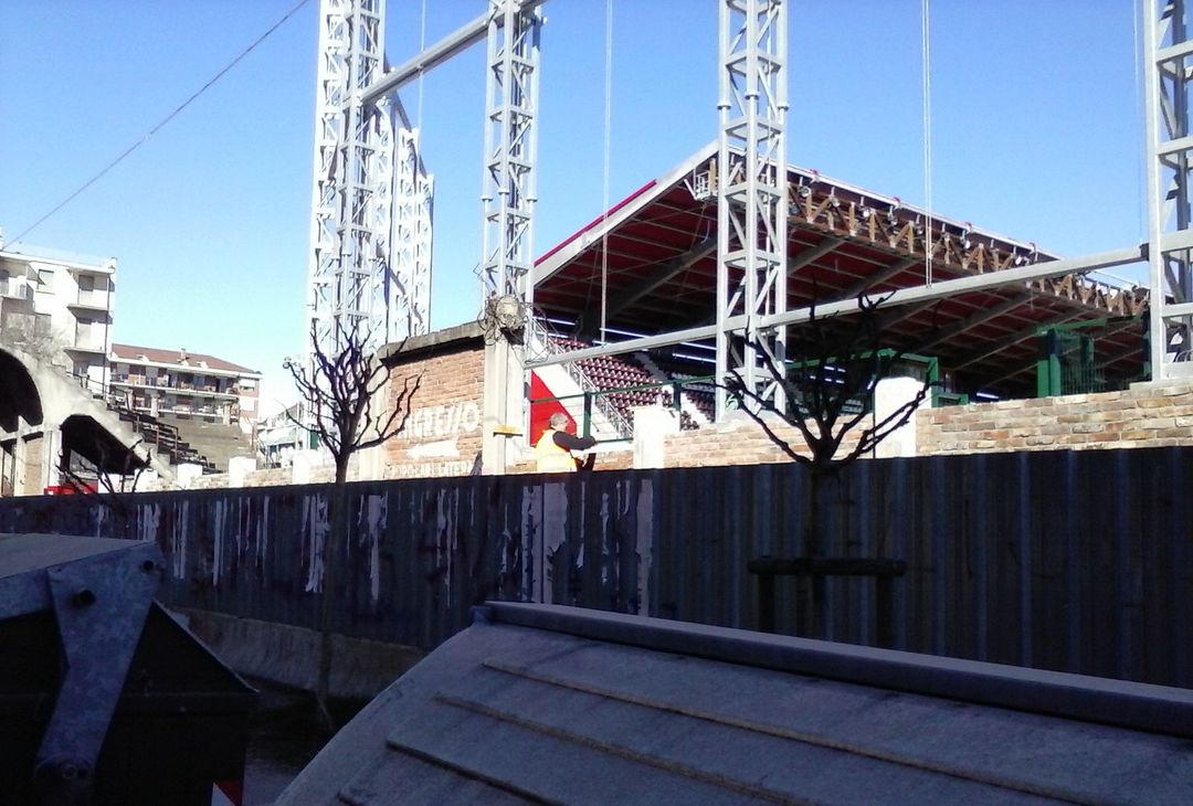 Fotogallery – Le immagini del muretto di Via Filadelfia attualmente in costruzione - immagine 5