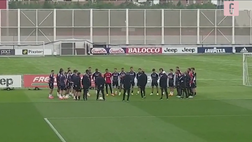 VIDEO, verso Siviglia-Juventus: il discorso di Allegri e l’entusiasmo dei bianconeri