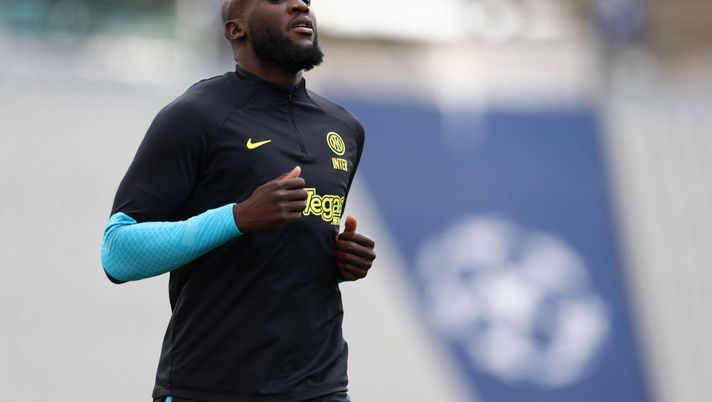 Sky: “Lukaku, l’Inter prepara la nuova offerta per il Chelsea: ecco le cifre” - immagine 1