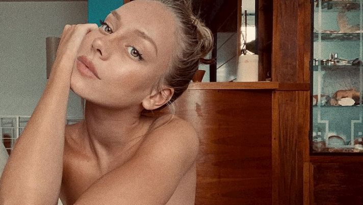 Il commento di Vinicius a Ester Exposito infiamma i social, i fan: “Dagli una possibilità!” - immagine 1