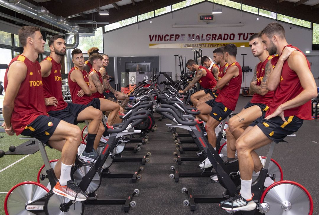 Roma, il primo allenamento con i compagni di Belotti – FOTO GALLERY - immagine 23