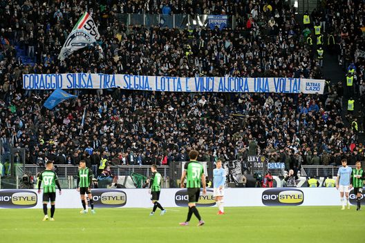 Lazio-Sassuolo, striscione per Mihajlovic Lazio-Sassuolo, striscione per Mihajlovic