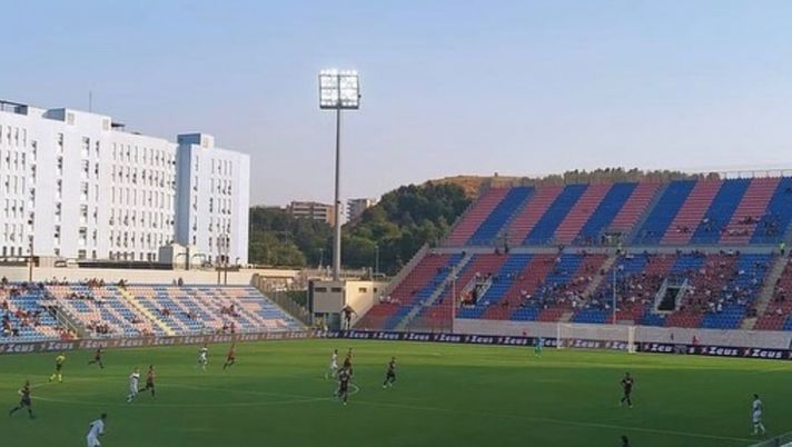 Il timbro del GOS: tifosi catanzaresi fuori dal derby di Crotone - immagine 1