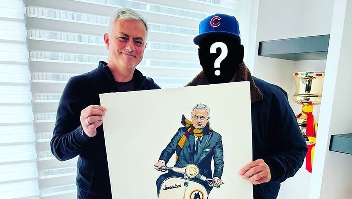 Roma, Harry Greb visita Trigoria e incontra Mourinho: “Grazie per la stima” - immagine 1