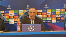 Calzona, in conferenza la ricetta per affrontare il Barcellona: la richiesta del tecnico