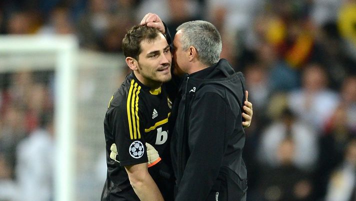 Kings League, Mourinho scherza con Casillas: “Se ti ho messo in panchina c’è un motivo” - immagine 1