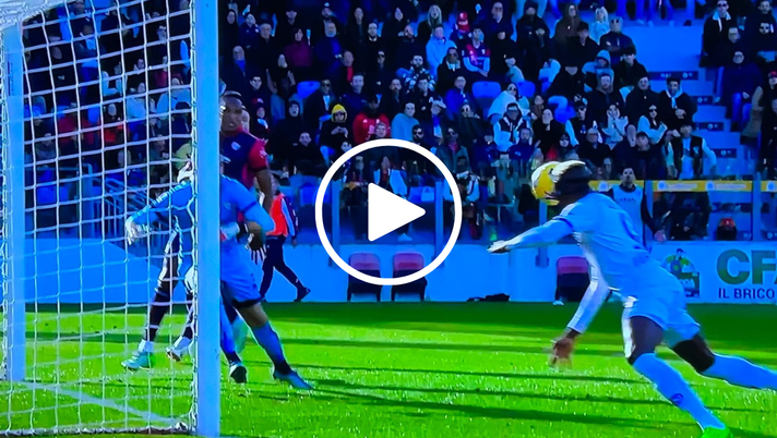 VIDEO Cagliari-Napoli 0-1, Osimhen sblocca il risultato con un preciso colpo di testa - immagine 1