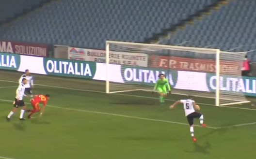 Occasione a fine primo tempo per il Cesena, ancora sullo 0-0 Occasione a fine primo tempo per il Cesena, ancora sullo 0-0