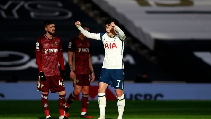 LONDON, ENGLAND - JANUARY 02: Son Heung-Min of Tottenham Hotspur celebrates after scoring their team's second goal during the Premier League match between Tottenham Hotspur and Leeds United at Tottenham Hotspur Stadium on January 02, 2021 in London, England. The match will be played without fans, behind closed doors as a Covid-19 precaution. (Photo by Ian Walton - Pool/Getty Images) LONDON, ENGLAND - JANUARY 02: Son Heung-Min of Tottenham Hotspur celebrates after scoring their team's second goal during the Premier League match between Tottenham Hotspur and Leeds United at Tottenham Hotspur Stadium on January 02, 2021 in London, England. The match will be played without fans, behind closed doors as a Covid-19 precaution. (Photo by Ian Walton - Pool/Getty Images)
