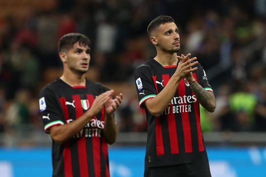 (Photo by Marco Luzzani/Getty Images) krunic milan napoli