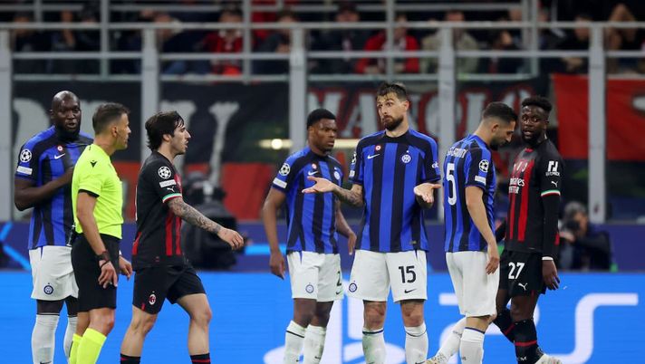 Costacurta: “Giroud preso in parola. Milan, troppa leggerezza. Acerbi il migliore” - immagine 1