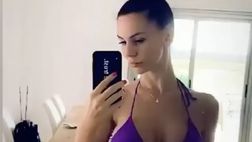 VIDEO / Erjona Sulejmani, bikini da impazzire: fisico mozzafiato per la modella