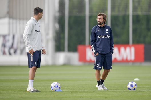 Pirlo in allenamento con Morata Pirlo in allenamento con Morata