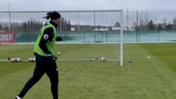 Haaland alla Jorginho: il rigore perfetto calciato con il sinistro