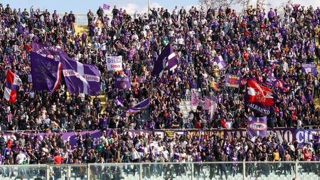 GERMOGLI PH: 20 FEBBRAIO 2022 FIRENZE STADIO ARTEMIO FRANCHI SERIE A FIORENTINA VS ATALANTA NELLA FOTO TIFOSI CURVA FIESOLE GERMOGLI PH: 20 FEBBRAIO 2022 FIRENZE STADIO ARTEMIO FRANCHI SERIE A FIORENTINA VS ATALANTA NELLA FOTO TIFOSI CURVA FIESOLE