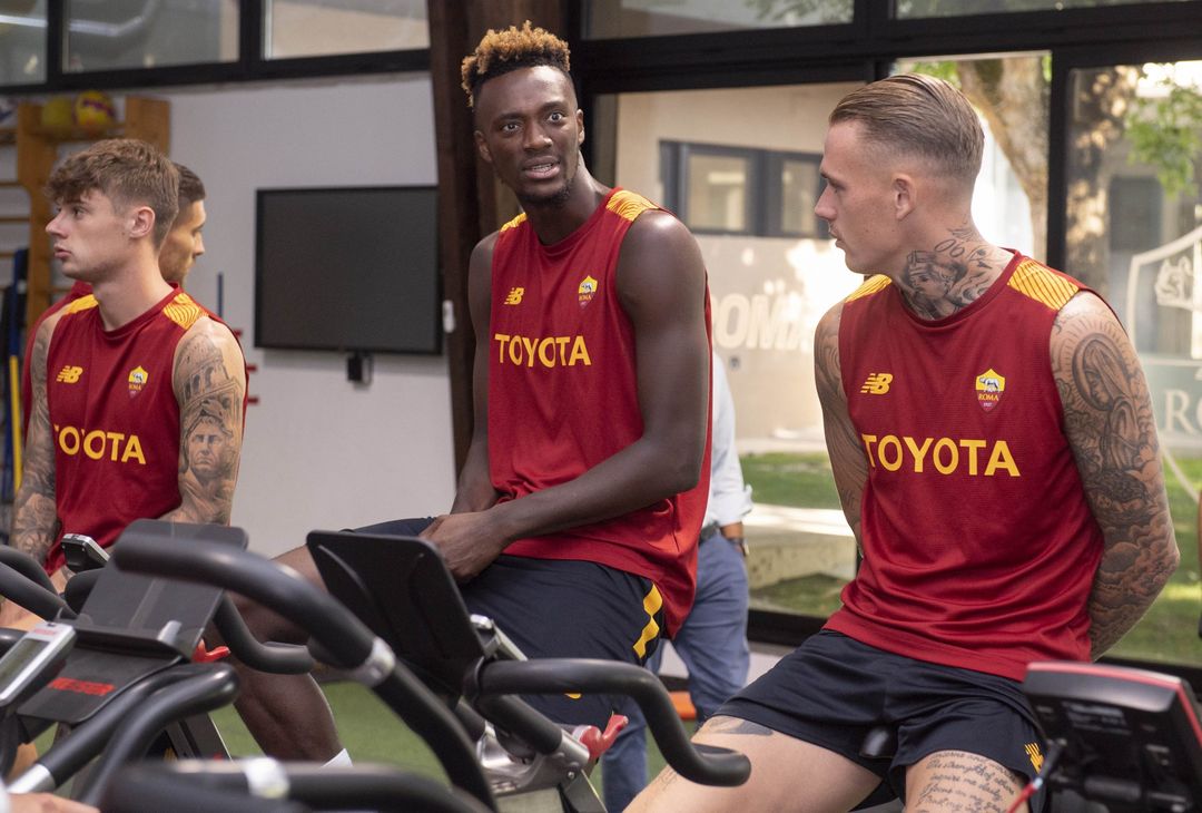 Roma, il primo allenamento con i compagni di Belotti – FOTO GALLERY - immagine 21