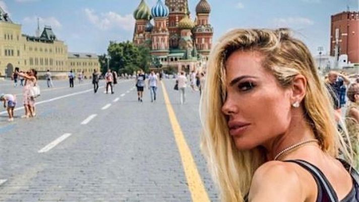 Ilary Blasi si prepara per l’Isola, pronte due ospitate in tv - immagine 1