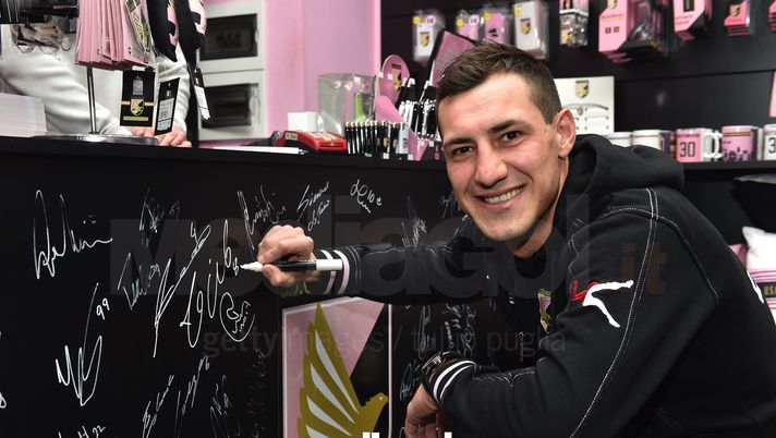 Jajalo: &#8220;Obiettivo quota 70, meglio perdere punti in campo che fuori. Vogliamo la A, non siamo meno del Brescia&#8230;&#8221; 