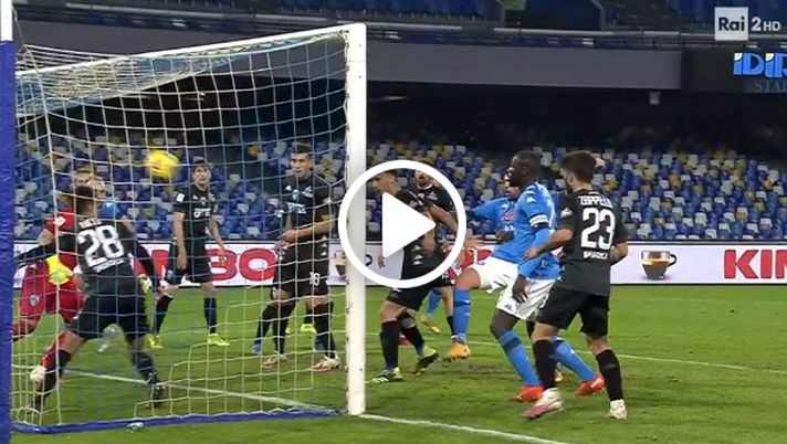 Napoli-Empoli, gli azzurri ritrovano il vantaggio in mischia con Petagna 