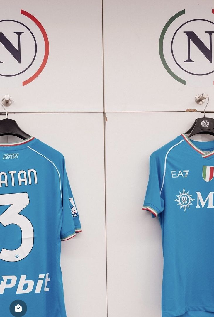 GALLERY Tutto pronto negli spogliatoi del Maradona: il Napoli ha scelto la sua maglia - immagine 6