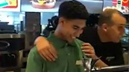 Hakimi, il sosia lavora al Mc Donald’s: partono i cori per lui | VIDEO