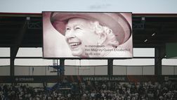 Europa League, rinviata Arsenal-Psg a data da destinarsi per i funerali della Regina