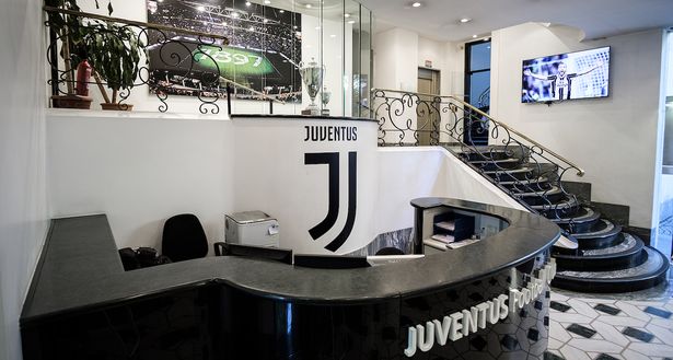 Nervi tesi Juve: Paredes perde le staffe, che lite con Allegri a Pasquetta!- immagine 2