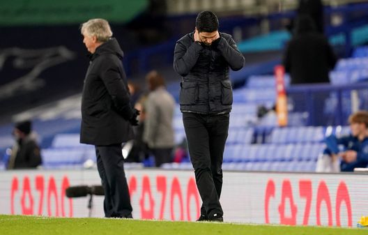 LIVERPOOL, ENGLAND - DECEMBER 19: Mikel Arteta, Manager of Arsenal looks dejected following his team's defeat in the Premier League match between Everton and Arsenal at Goodison Park on December 19, 2020 in Liverpool, England. A limited number of fans (2000) are welcomed back to stadiums to watch elite football across England. This was following easing of restrictions on spectators in tiers one and two areas only. (Photo by Jon Super - Pool/Getty Images) LIVERPOOL, ENGLAND - DECEMBER 19: Mikel Arteta, Manager of Arsenal looks dejected following his team's defeat in the Premier League match between Everton and Arsenal at Goodison Park on December 19, 2020 in Liverpool, England. A limited number of fans (2000) are welcomed back to stadiums to watch elite football across England. This was following easing of restrictions on spectators in tiers one and two areas only. (Photo by Jon Super - Pool/Getty Images)