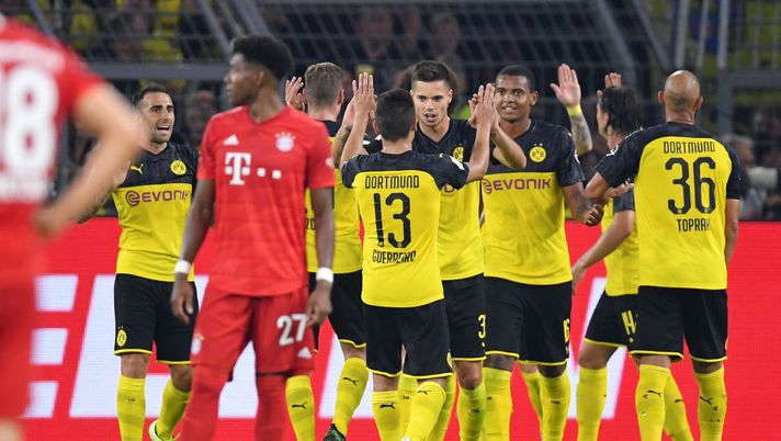DORTMUND, GERMANY - AUGUST 03: Jadon Sancho of Borussia Dortmund celebrates with teammates after scoring his team's second goal during the DFL Supercup 2019 match between Borussia Dortmund and FC Bayern München at Signal Iduna Park on August 03, 2019 in Dortmund, Germany. (Photo by Stuart Franklin/Bongarts/Getty Images) DORTMUND, GERMANY - AUGUST 03: Jadon Sancho of Borussia Dortmund celebrates with teammates after scoring his team's second goal during the DFL Supercup 2019 match between Borussia Dortmund and FC Bayern München at Signal Iduna Park on August 03, 2019 in Dortmund, Germany. (Photo by Stuart Franklin/Bongarts/Getty Images)