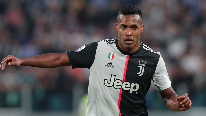 Infortunio Alex Sandro, la Juve è stata informata: non gioca, ma resta col Brasile Infortunio Alex Sandro, la Juve è stata informata: non gioca, ma resta col Brasile - immagine 1