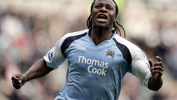 Manchester City's Emile Mpenza celebrates scoring during the English Premier League soccer match against Newcastle United at St James' Park, Newcastle, England, Saturday March 31, 2007. (AP Photo/Scott Heppell) ** NO INTERNET/MOBILE USAGE WITHOUT FAPL LICENCE - SEE IPTC SPECIAL INSTRUCTIONS FIELD FOR DETAILS ** Manchester City's Emile Mpenza celebrates scoring during the English Premier League soccer match against Newcastle United at St James' Park, Newcastle, England, Saturday March 31, 2007. (AP Photo/Scott Heppell) ** NO INTERNET/MOBILE USAGE WITHOUT FAPL LICENCE - SEE IPTC SPECIAL INSTRUCTIONS FIELD FOR DETAILS **