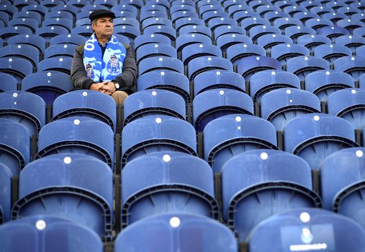 PORTO, PORTUGAL - OCTOBER 24: A fan awaits kick off prior to the UEFA Europa League group G match between FC Porto and Rangers FC at Estadio do Dragao on October 24, 2019 in Porto, Portugal. (Photo by Octavio Passos/Getty Images) PORTO, PORTUGAL - OCTOBER 24: A fan awaits kick off prior to the UEFA Europa League group G match between FC Porto and Rangers FC at Estadio do Dragao on October 24, 2019 in Porto, Portugal. (Photo by Octavio Passos/Getty Images)
