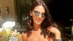 Erjona Sulejmani, colazione a Creta: i follower in delirio per la scollatura